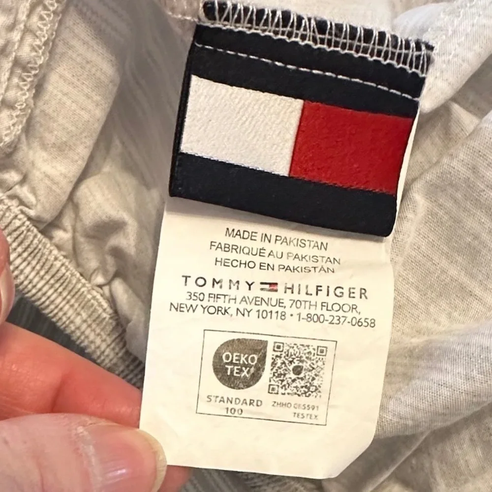 Tommy Hilfiger Twin Sheet Set Gray Stripe Cotton w Pillowcase  - Read‎